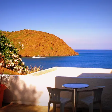 מלון Blue Bay 2*